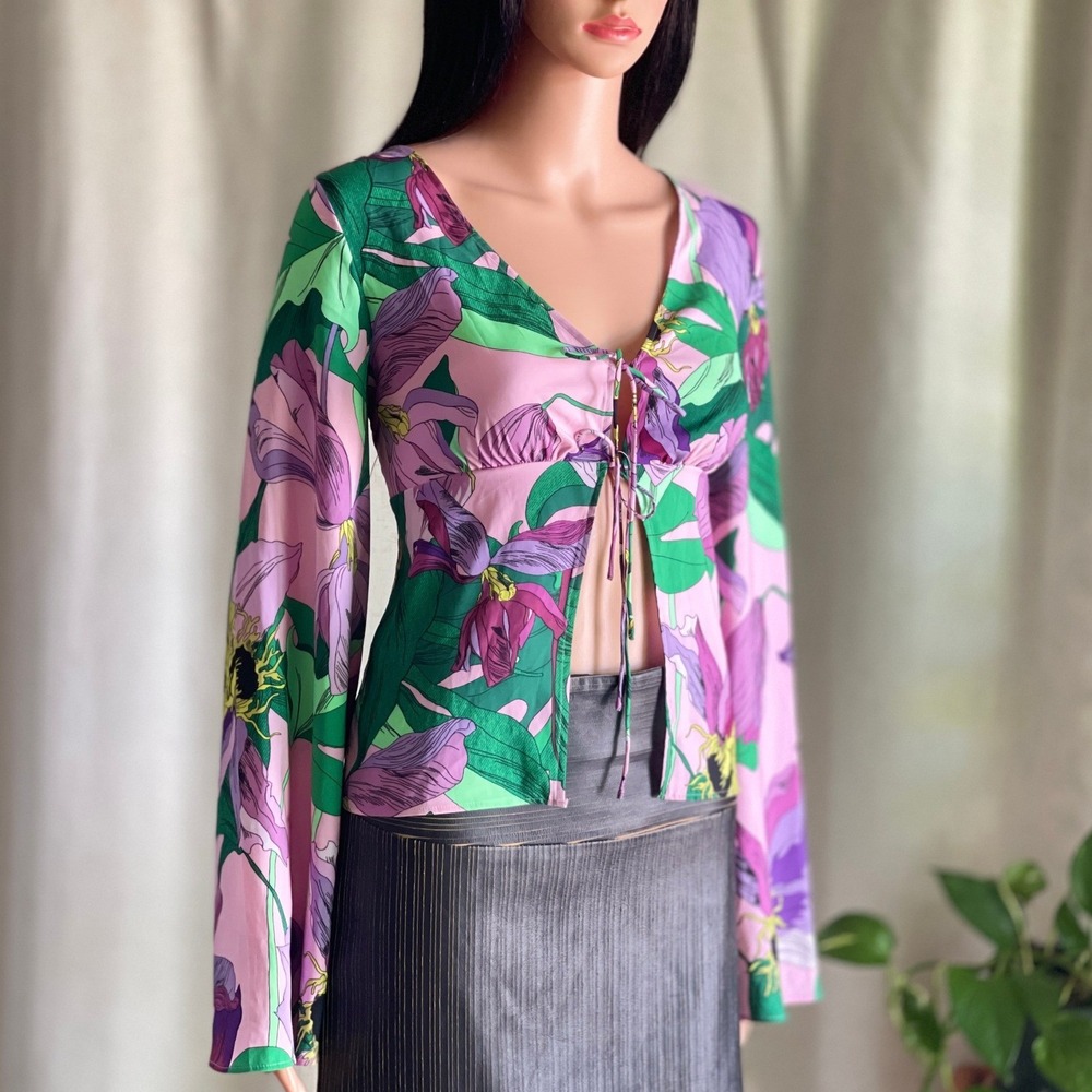 NWT Express Floral V-neck Kimono Sleeve Double Tie Front Top Pink Retro Green S